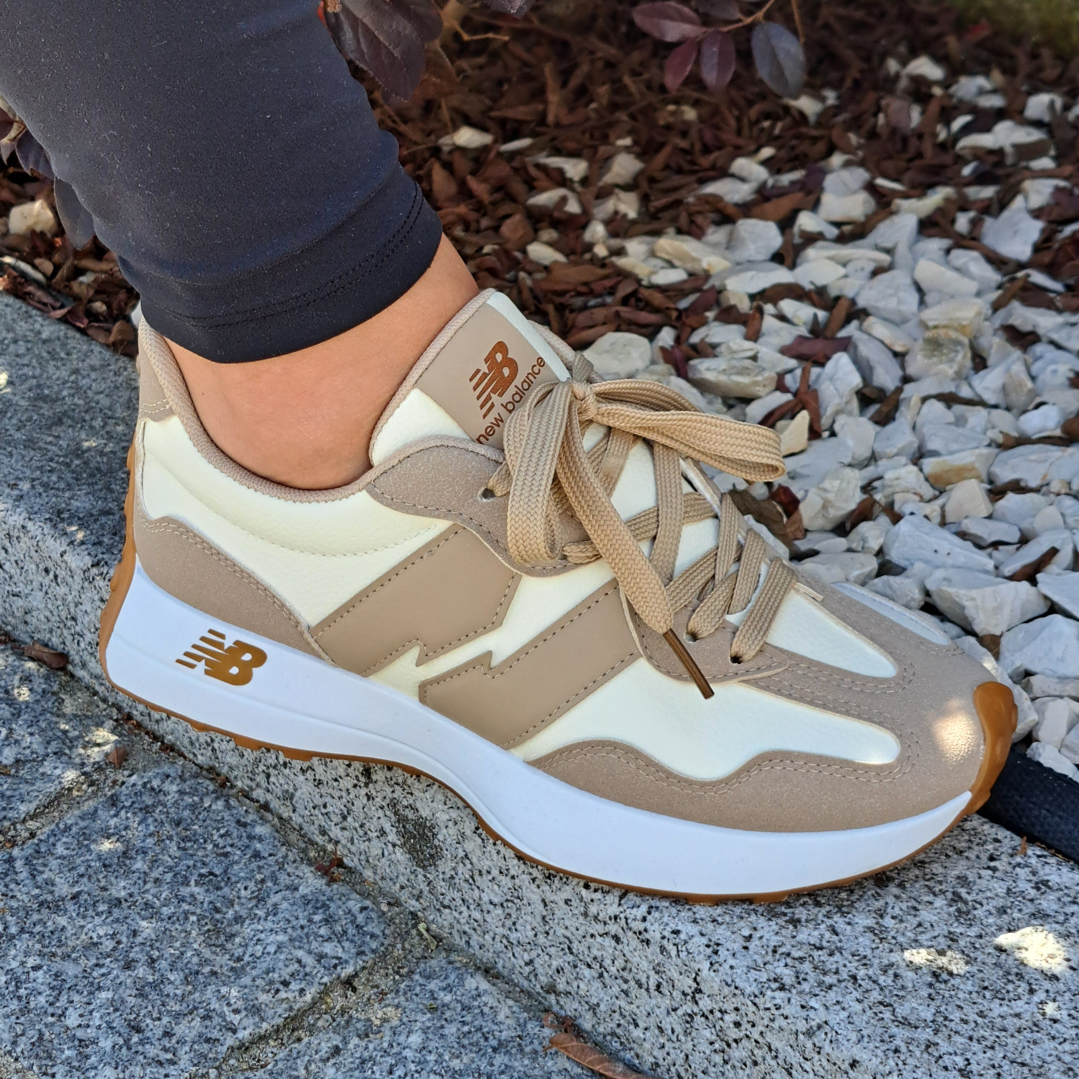 N 320 KHAKI