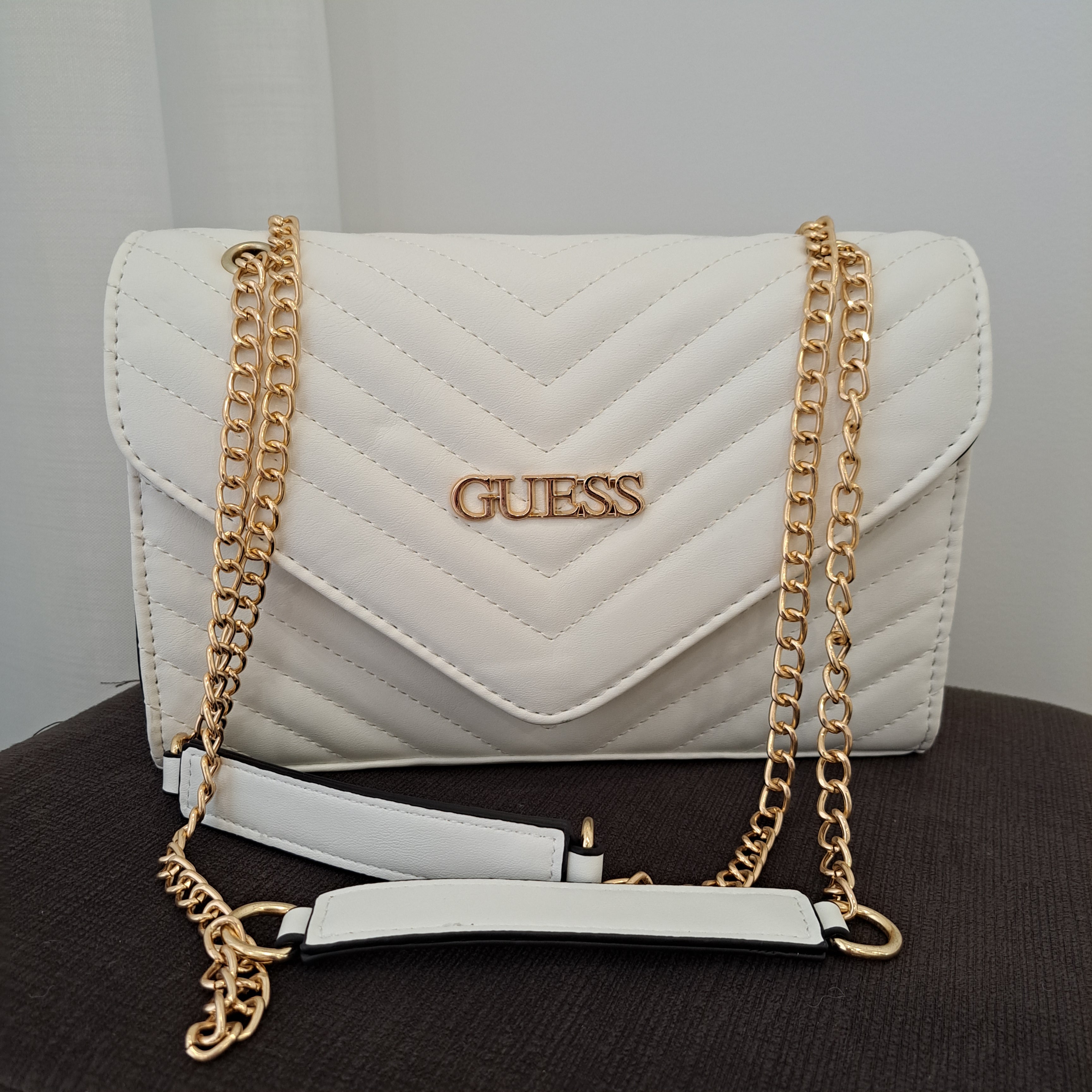 Mala Guess branca