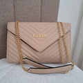 Mala guess bege